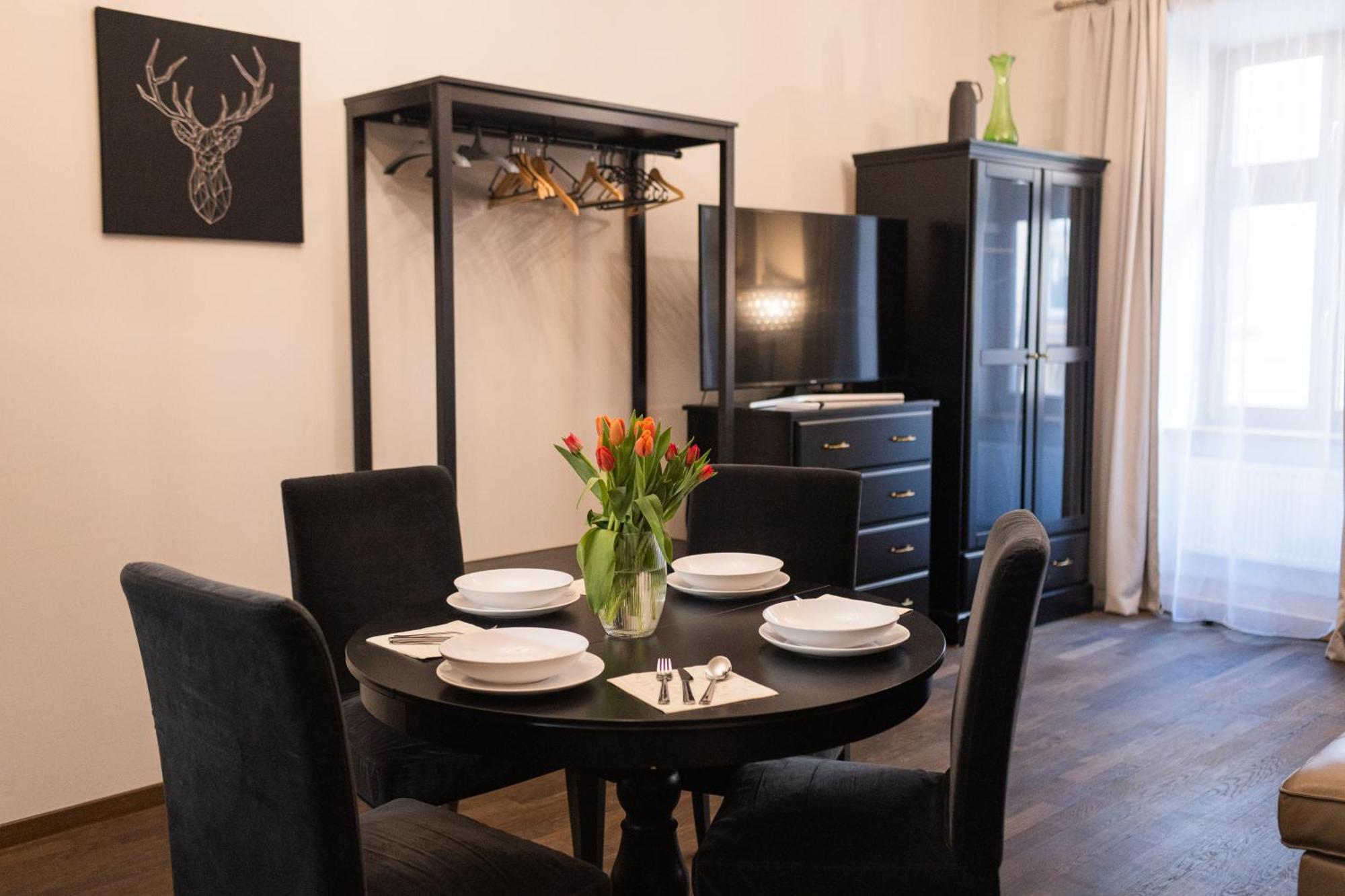 Lux Apartmenty - Old City Краков Экстерьер фото